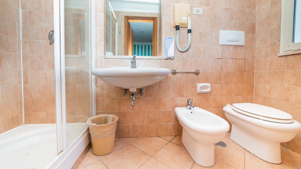 Hotel Center 3 Rome Bagian luar foto
